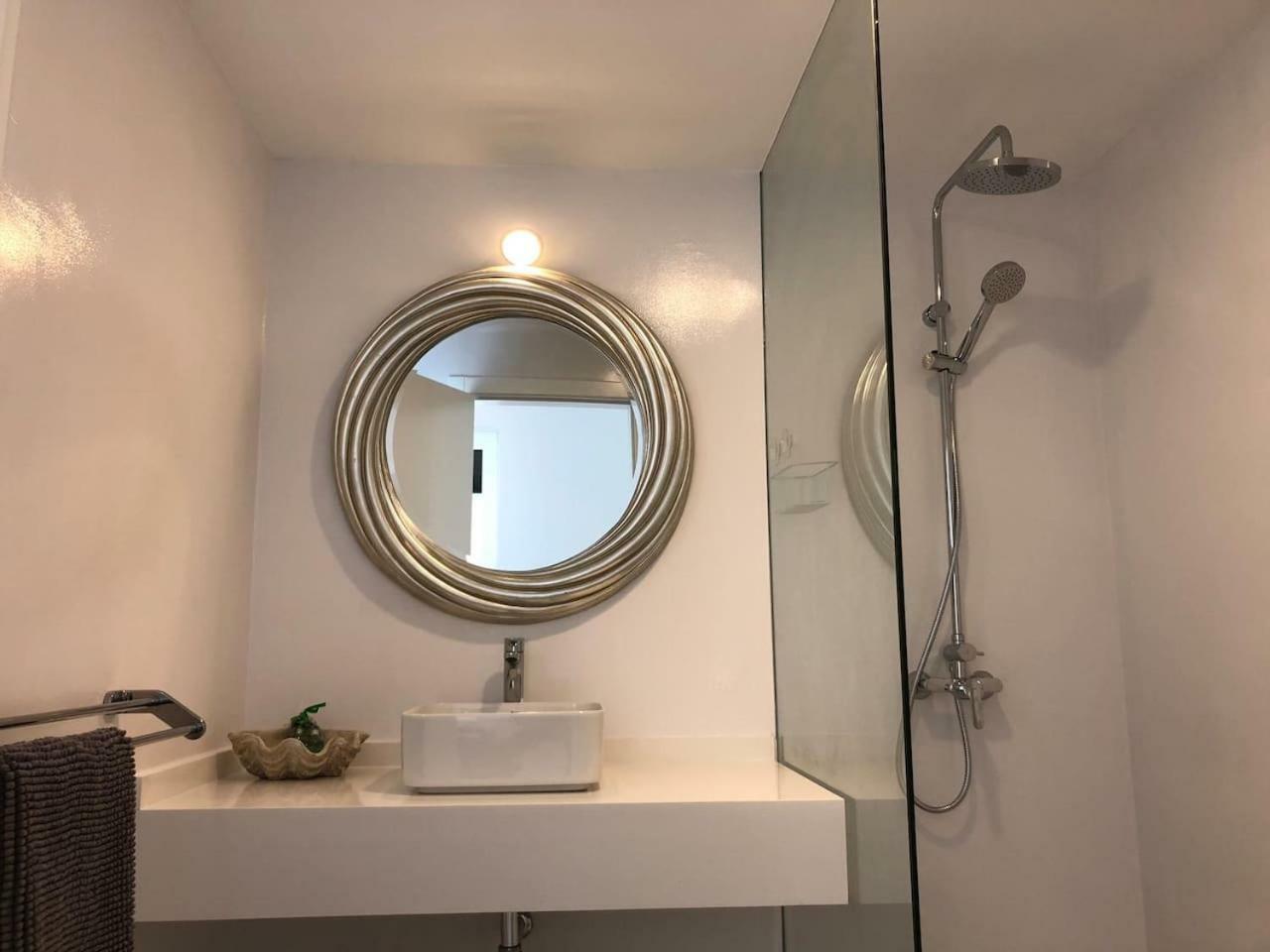 דירות קוסטה טגוויסה Sea Breeze With Shared Pool And Near The Beach מראה חיצוני תמונה